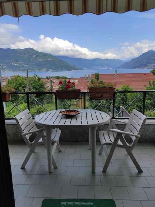 Appartamento Vista Lago Germignaga Екстериор снимка